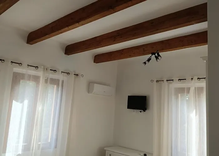 L'amico לינה וארוחת בוקר *